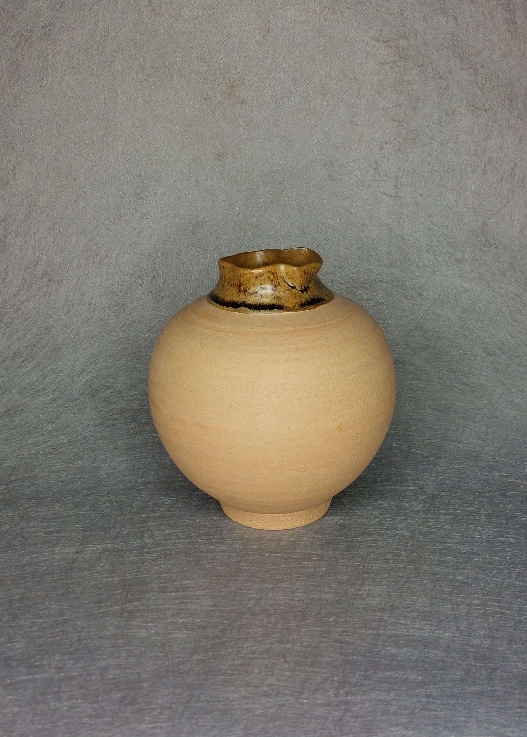 Vase magma 703-2